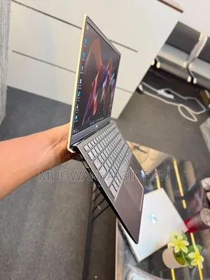 New Laptop Dell Vostro 13 5320 16GB Intel Core i5 SSD 256GB