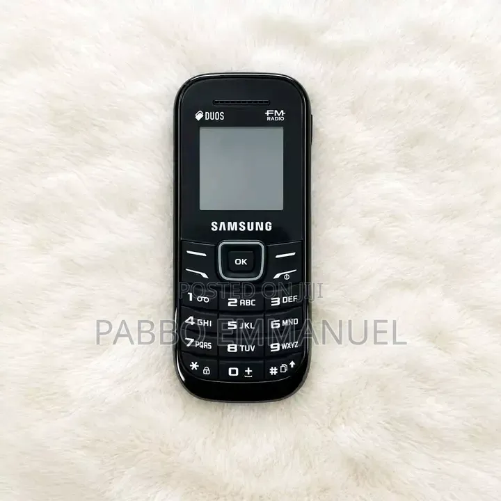 New Samsung Galaxy I929 S II Duos 16 GB Black