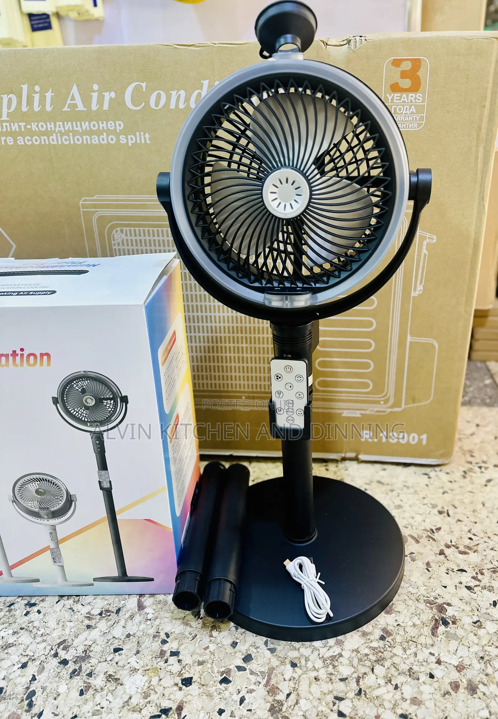 Stand Fan With Remote Control and Humidifier