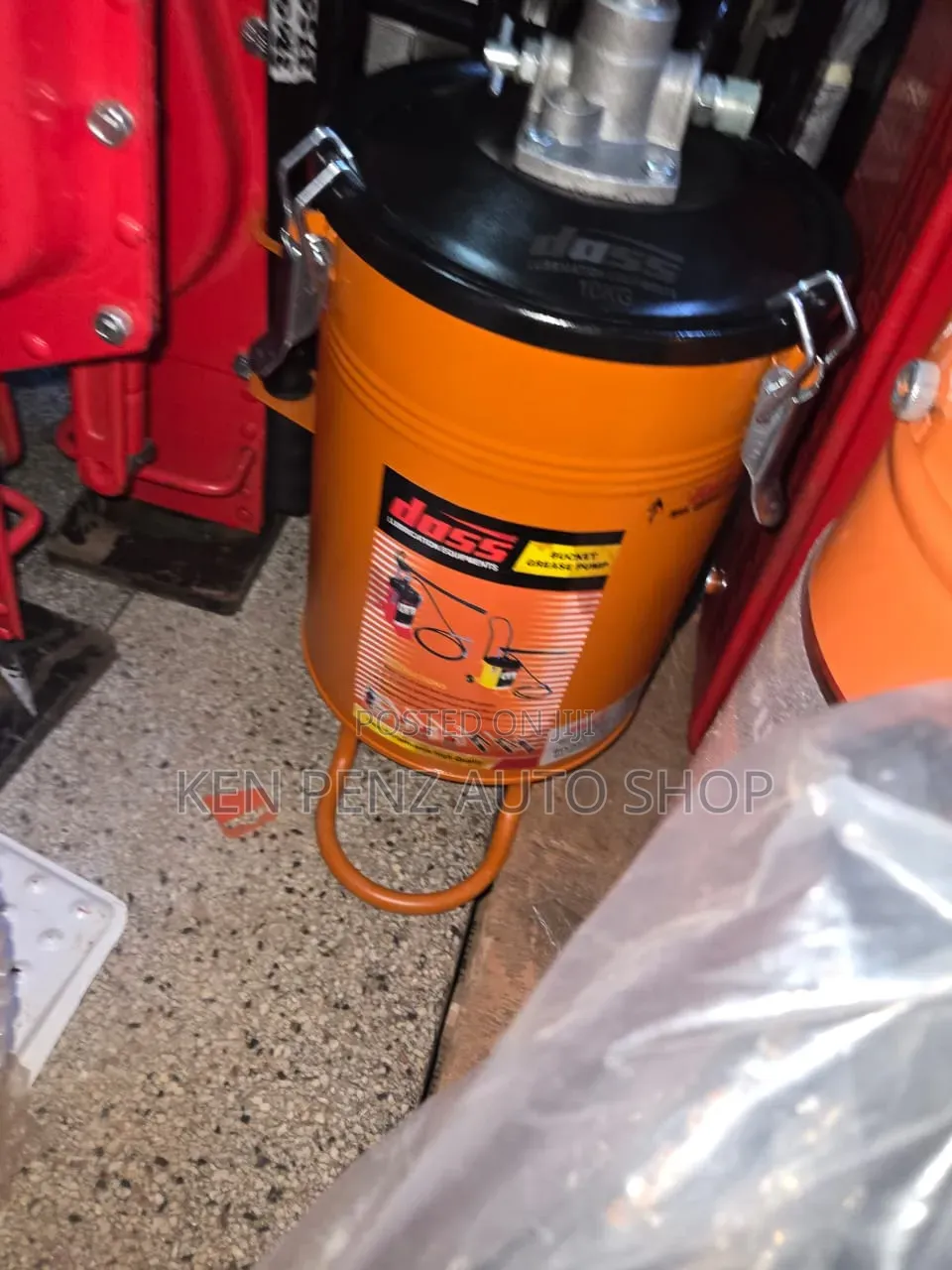 Grease Gun 10Kg and Bucket Grease Pump