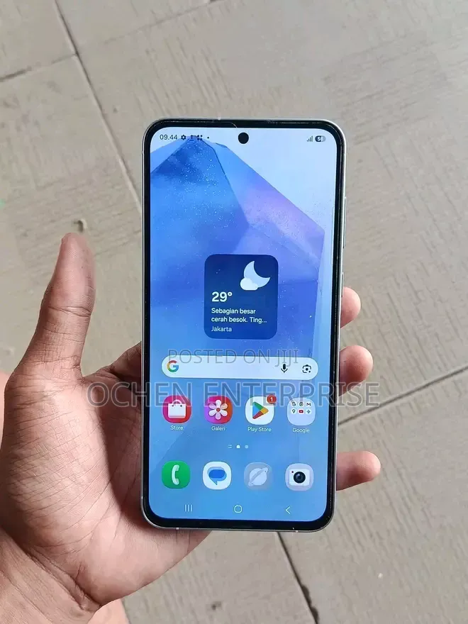 New Samsung Galaxy A55 256 GB White