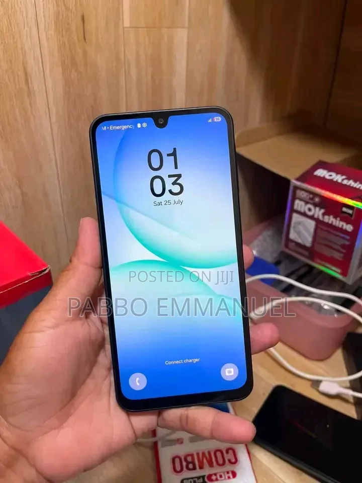 New Samsung Galaxy A17 5G 256 GB Blue