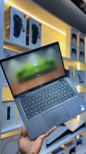 New Laptop Dell Latitude 7430 32GB Intel Core i7 SSD 512GB