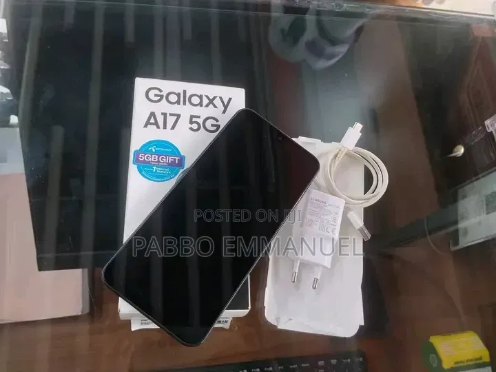 New Samsung Galaxy A17 5G 256 GB Black