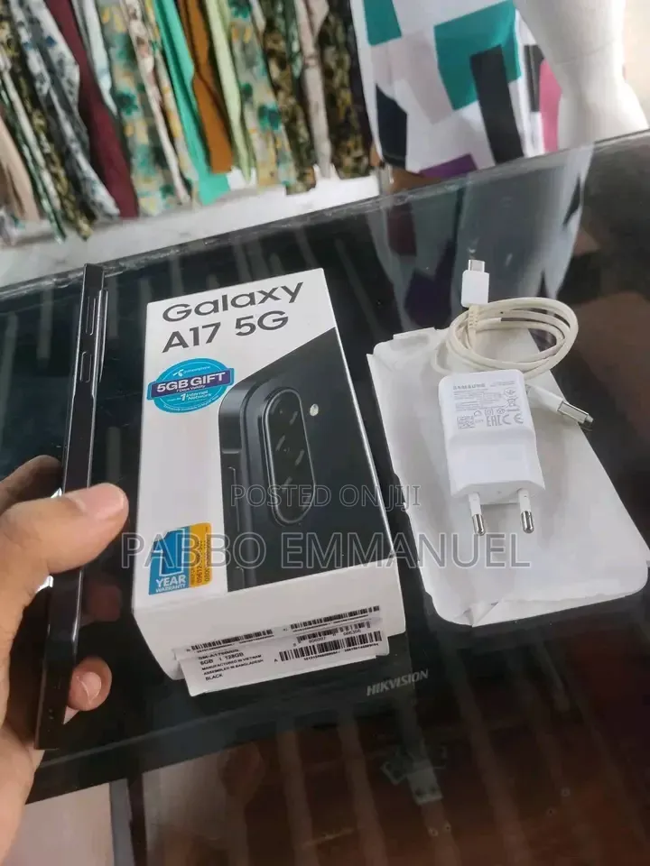 New Samsung Galaxy A17 5G 256 GB Black