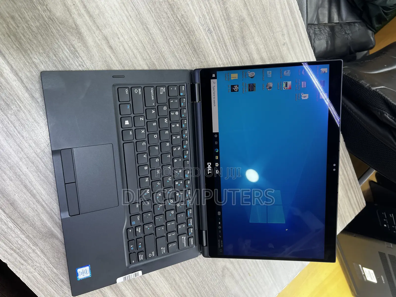 Laptop Dell Latitude 7390 2-in-1 8GB Intel Core i7 SSD 256GB
