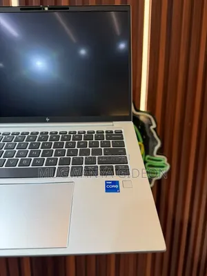New Laptop HP EliteBook 840 G10 16GB Intel Core i7 SSD 256GB