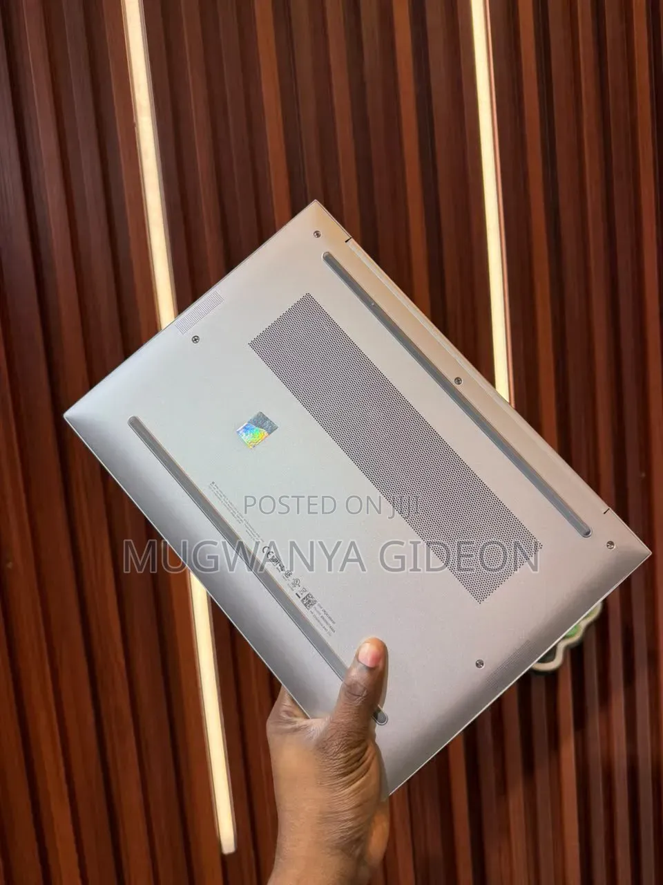 New Laptop HP EliteBook 840 G10 16GB Intel Core i7 SSD 256GB