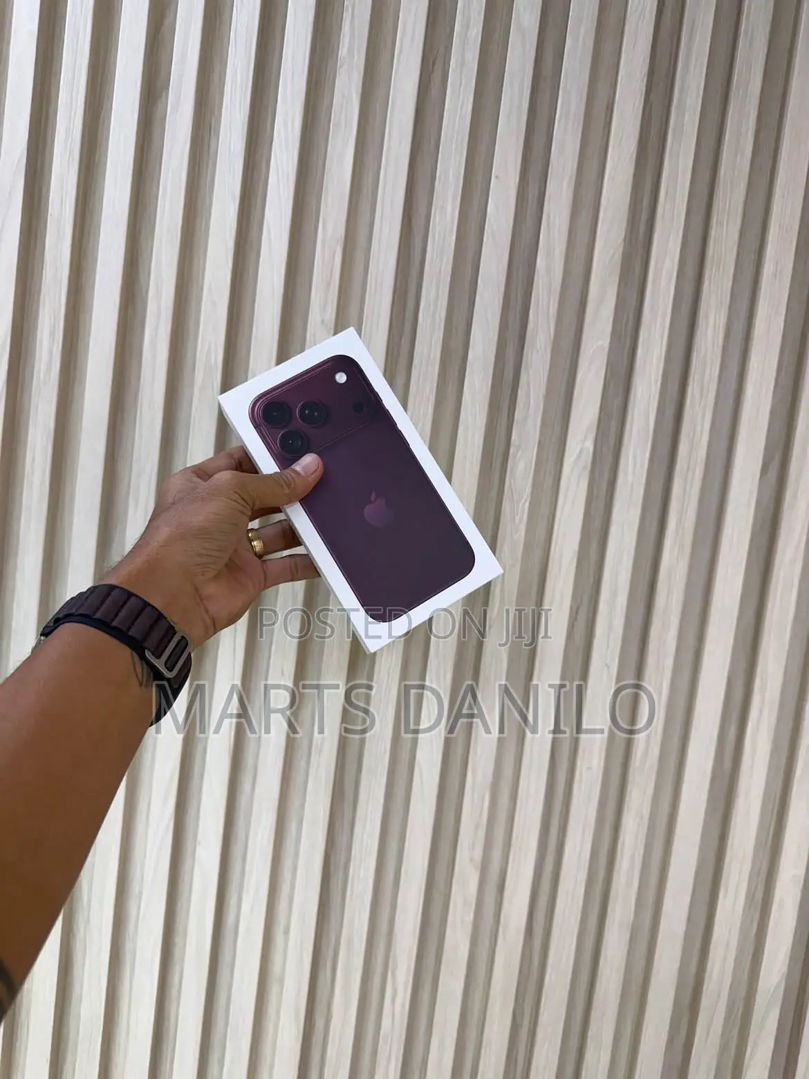 New Apple iPhone 18 Pro 512 GB Red