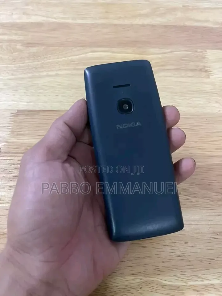 New Nokia 8210 4G Black