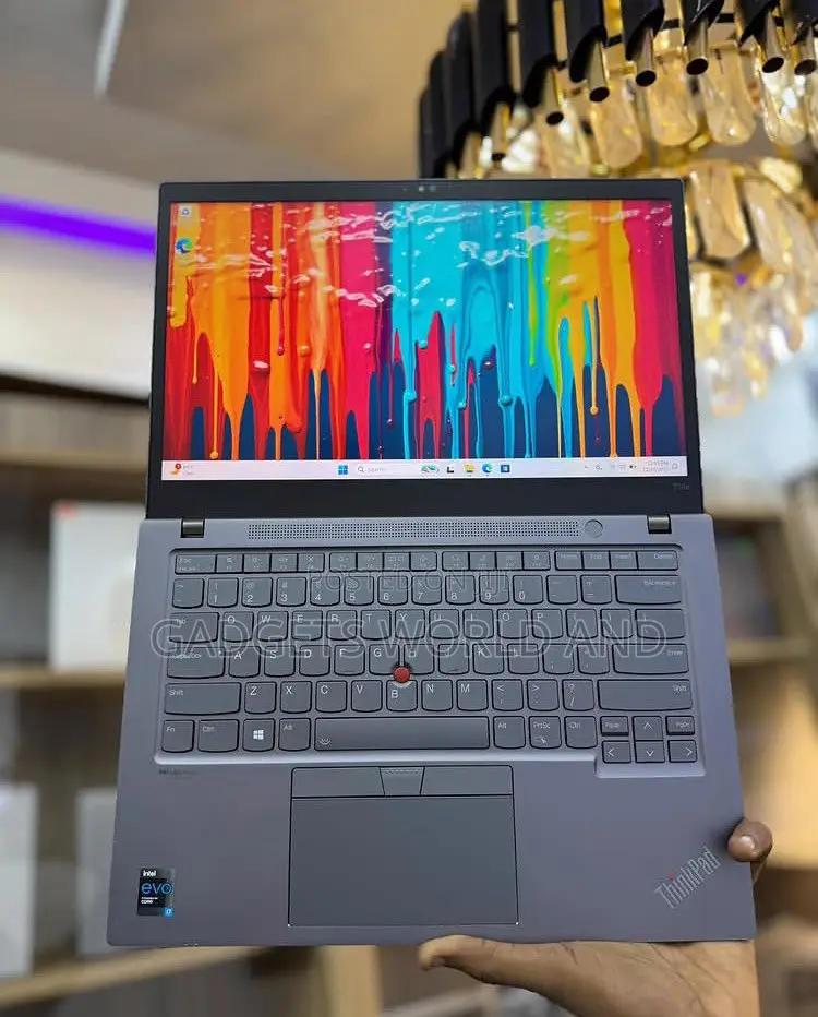 New Laptop Lenovo ThinkPad T14s Gen 2 16GB Intel Core i7 SSD 512GB