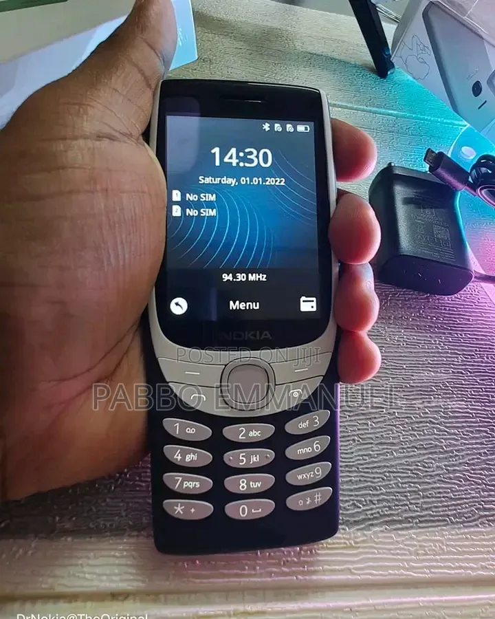 New Nokia 8210 4G Black