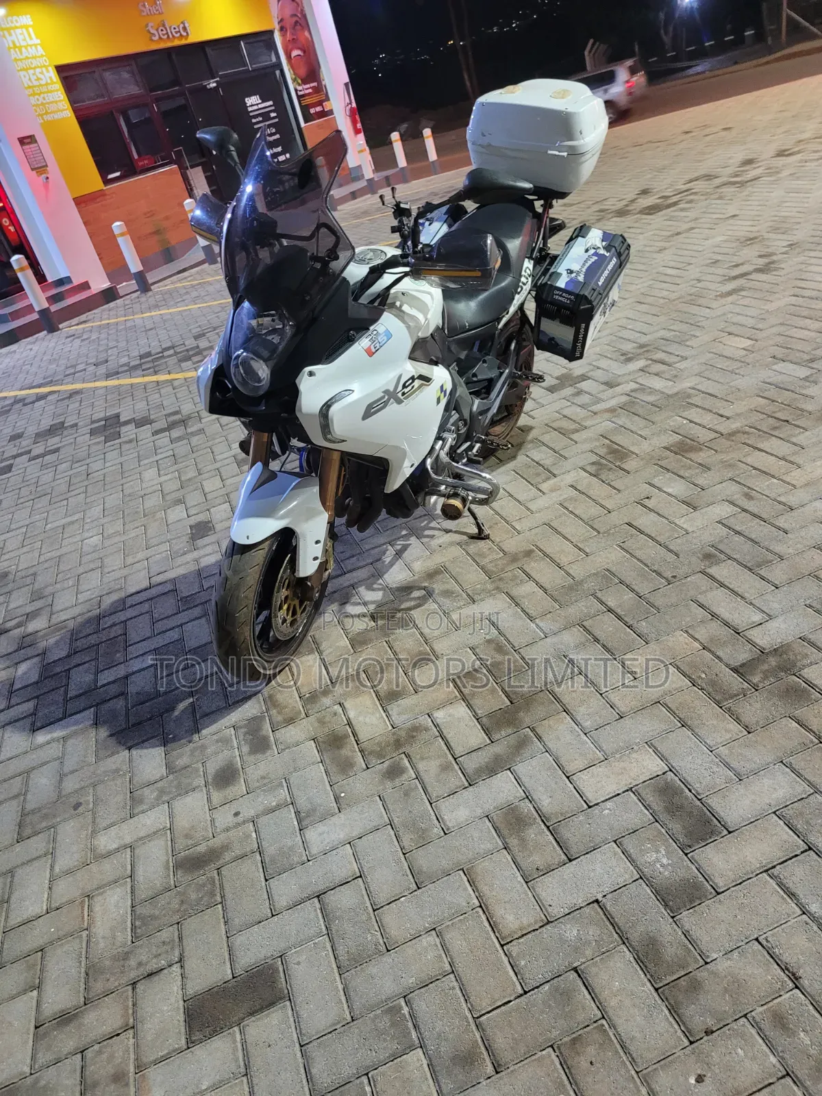 Benelli 2026 White