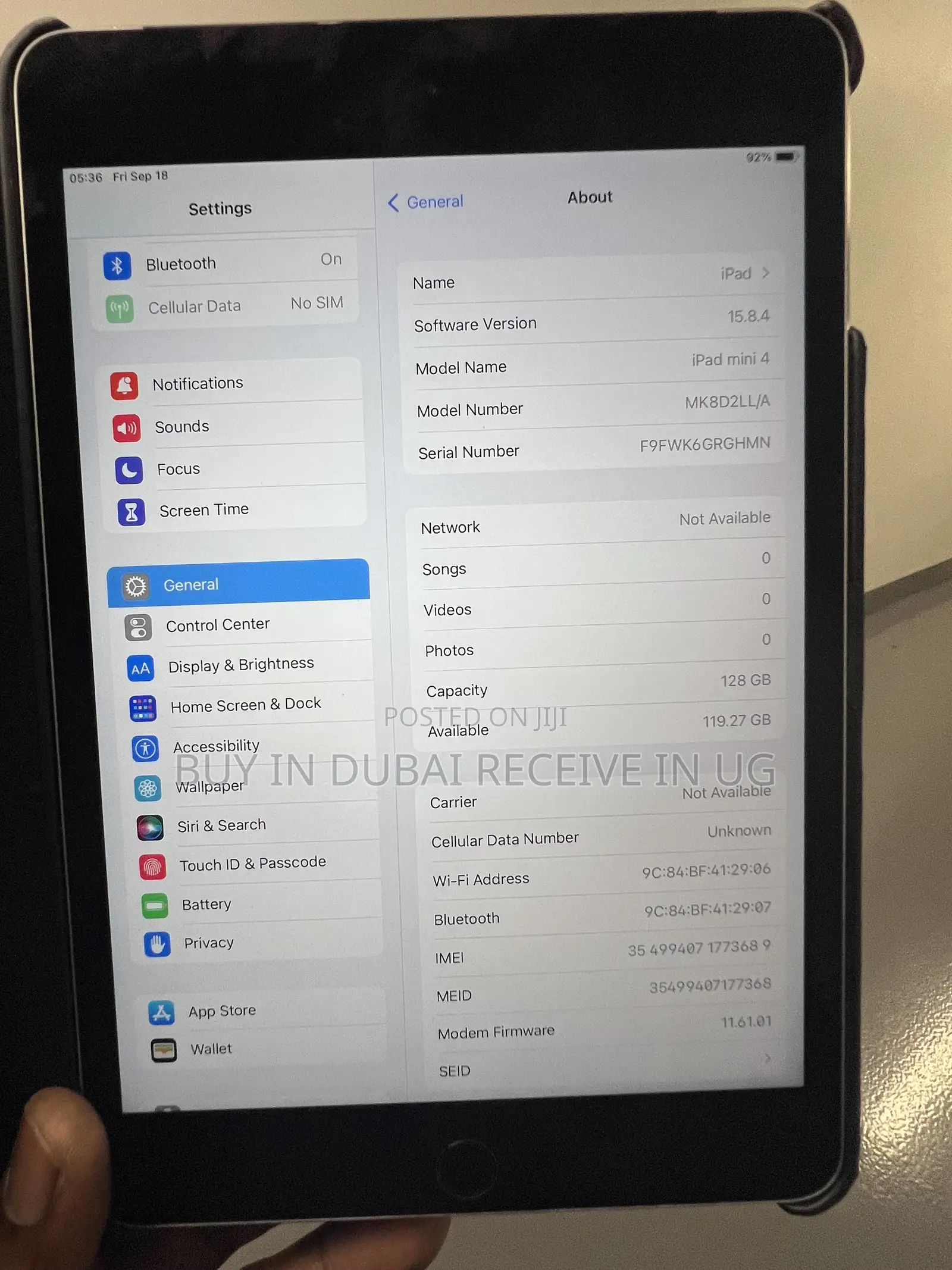 Apple iPad mini 4 128 GB Gray