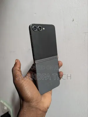 Samsung Galaxy Z Flip 5 256 GB Black