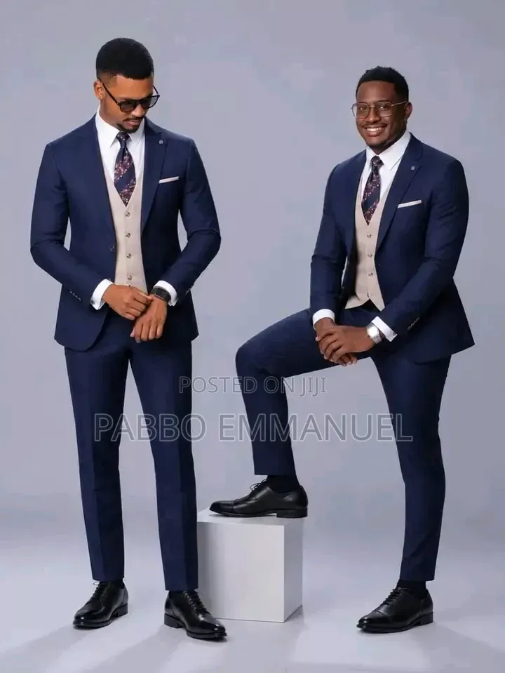Single-Breastfed Suits
