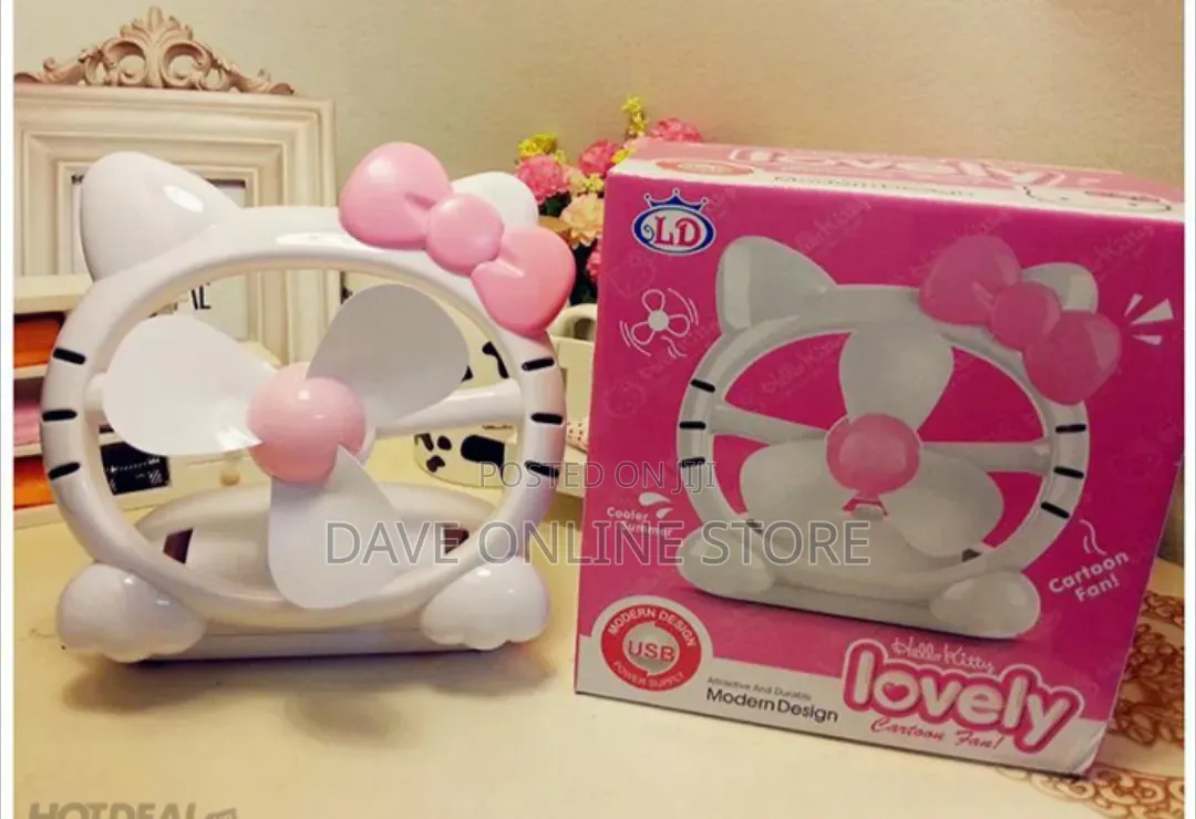 USB Mini Cartoon Fan – Cute Bright Colors, Personal Desktop Fan