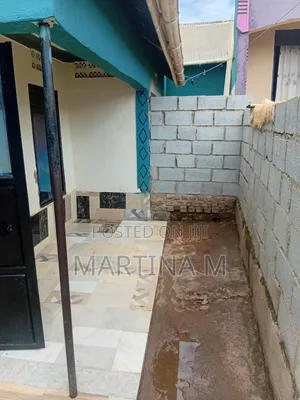 1bdrm House in Kira for rent