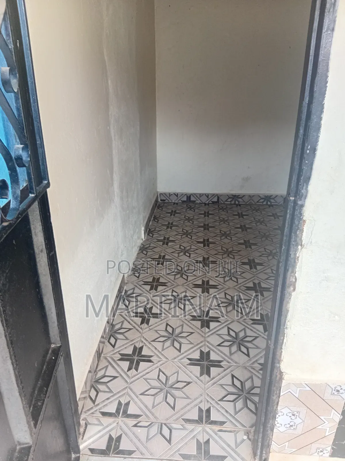 1bdrm House in Kira for rent