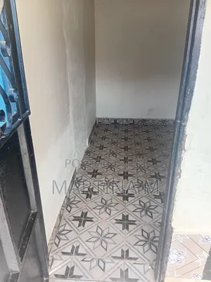 1bdrm House in Kira for rent