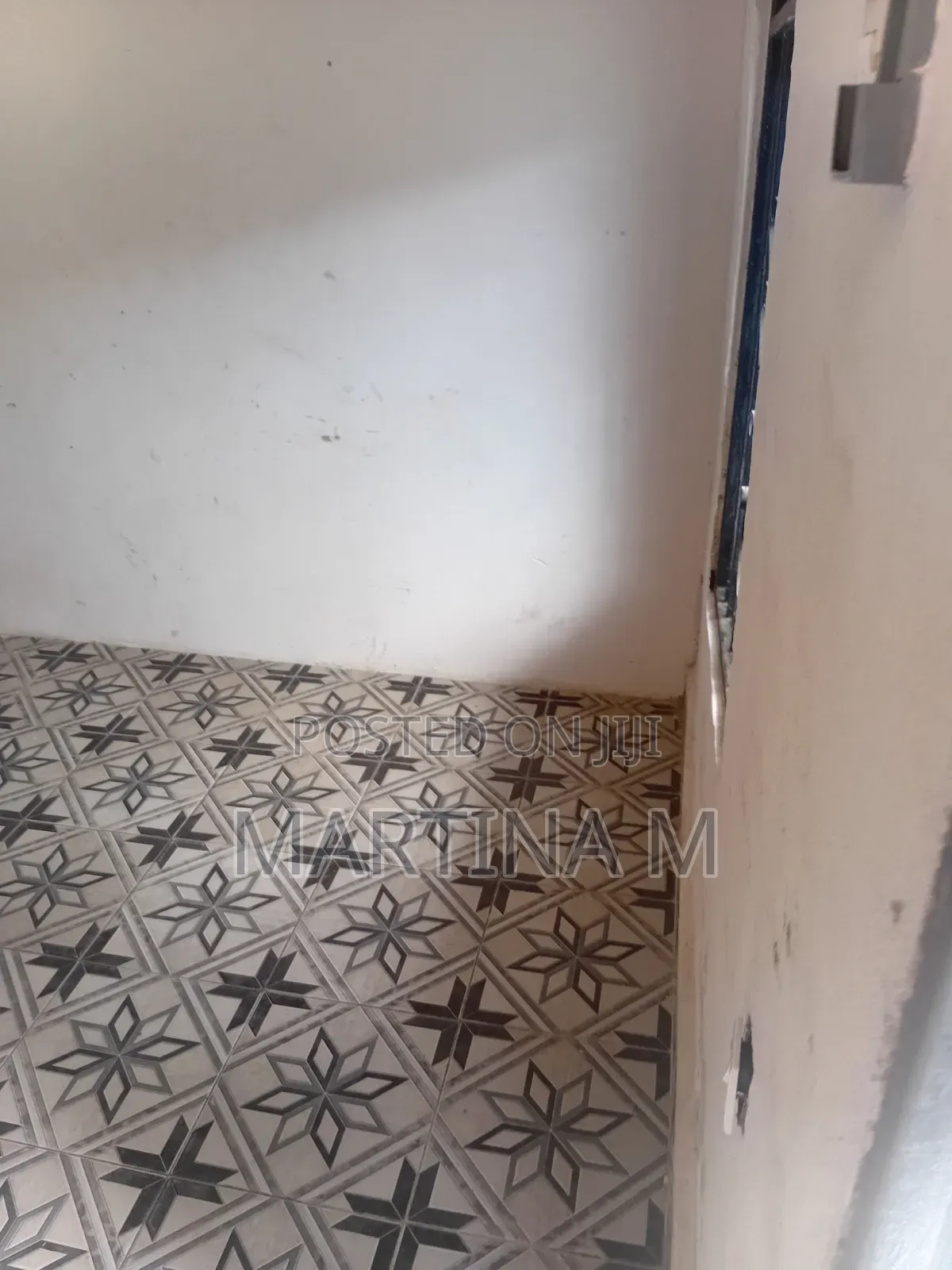 1bdrm House in Kira for rent