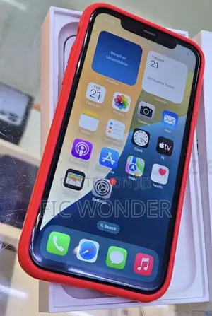 Apple iPhone 13 128 GB Red
