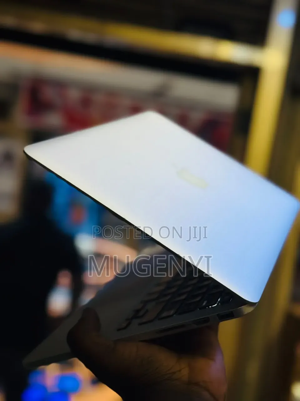 Laptop Apple MacBook Pro 2017 8GB Intel Core i5 SSD 256GB