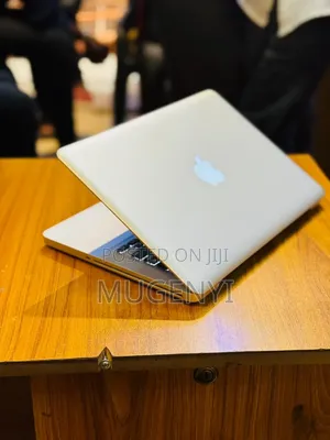 Laptop Apple MacBook Pro 2017 8GB Intel Core i5 SSD 256GB