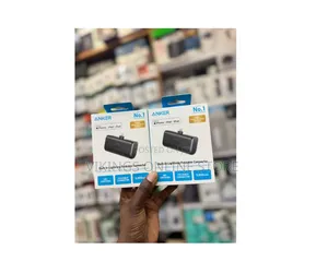 Anker Nano Power Bank (12W, Built-in Lightning Connector