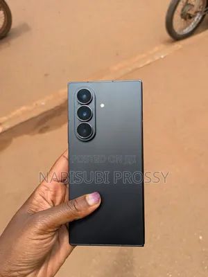 Samsung Galaxy Z Fold7 1 TB Black