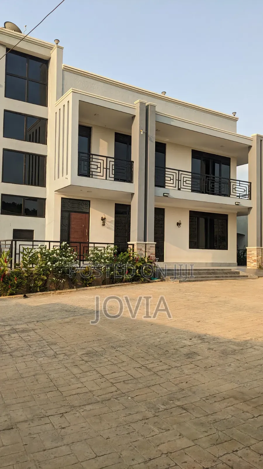 Guests Paying Per Night