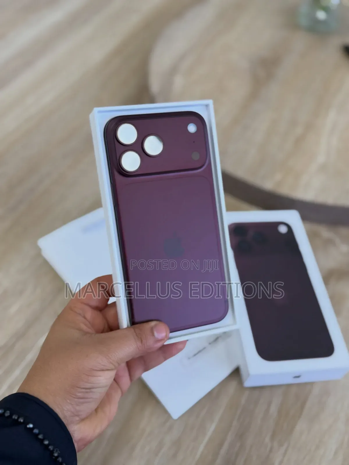 New Apple iPhone 18 Pro Max 256 GB Red