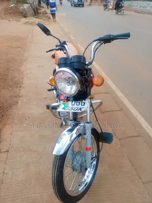 Bajaj Boxer 100 2023 Red