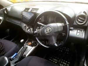 Toyota Vanguard 2008 Silver