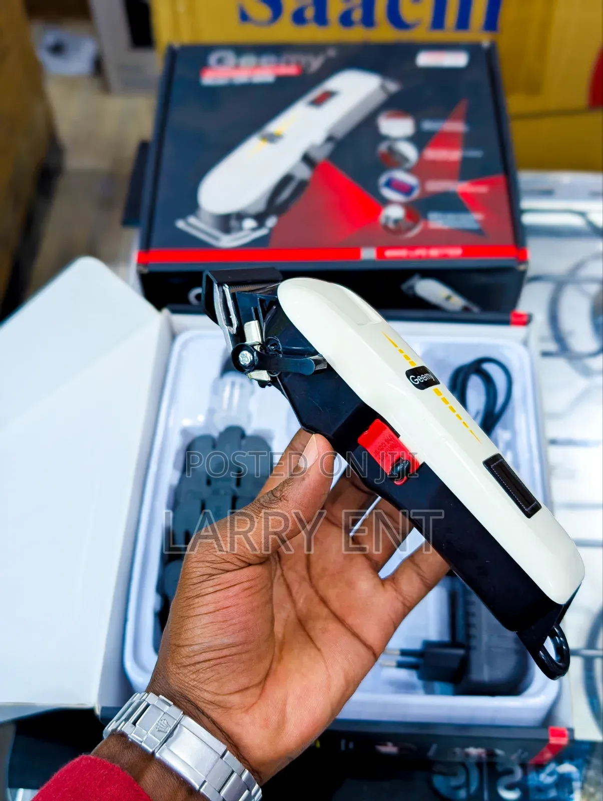 Geemy Hair Clipper Adjustable Blades Combs Charger Lubricant