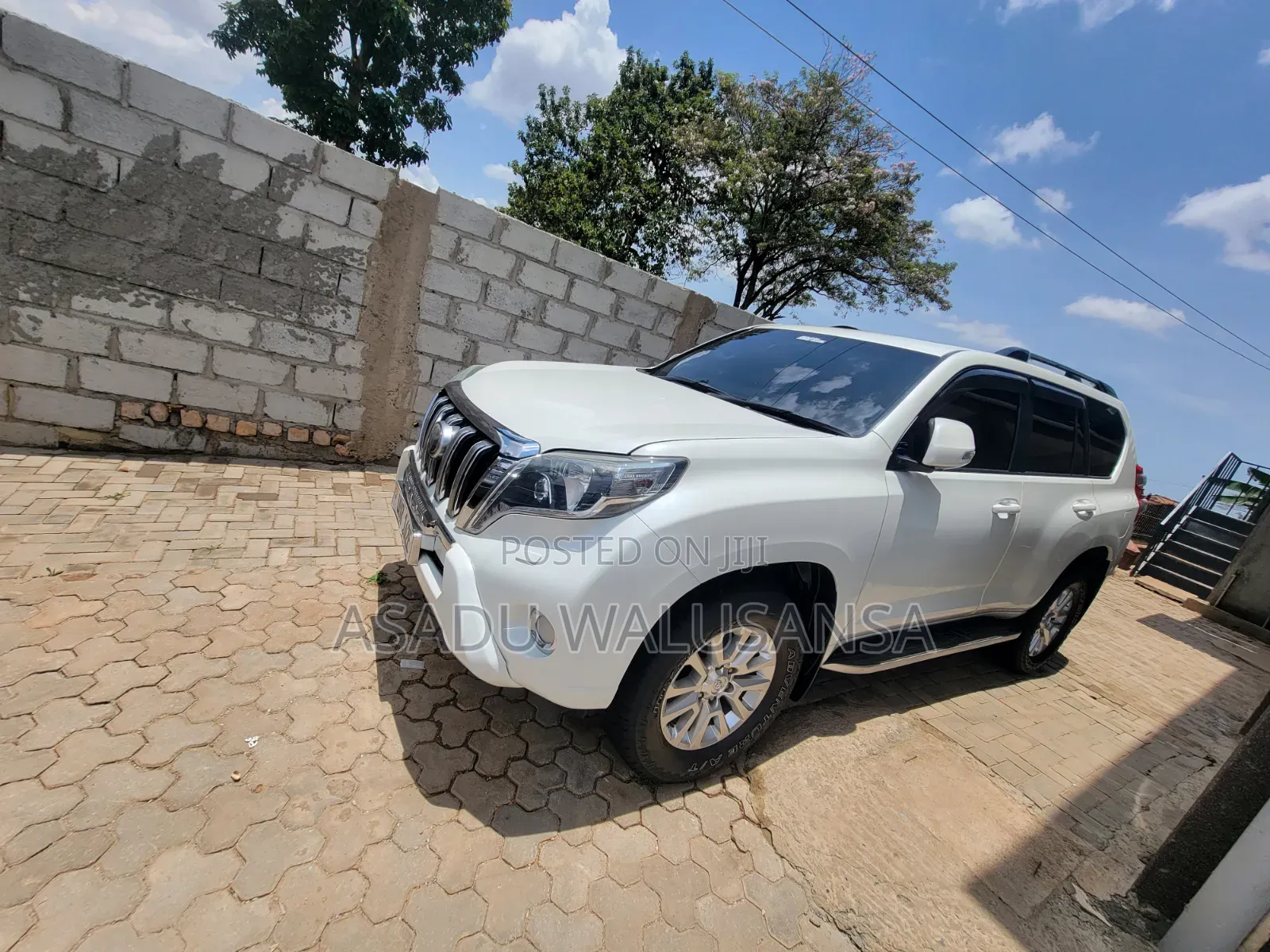 Toyota Land Cruiser Prado 2017 White