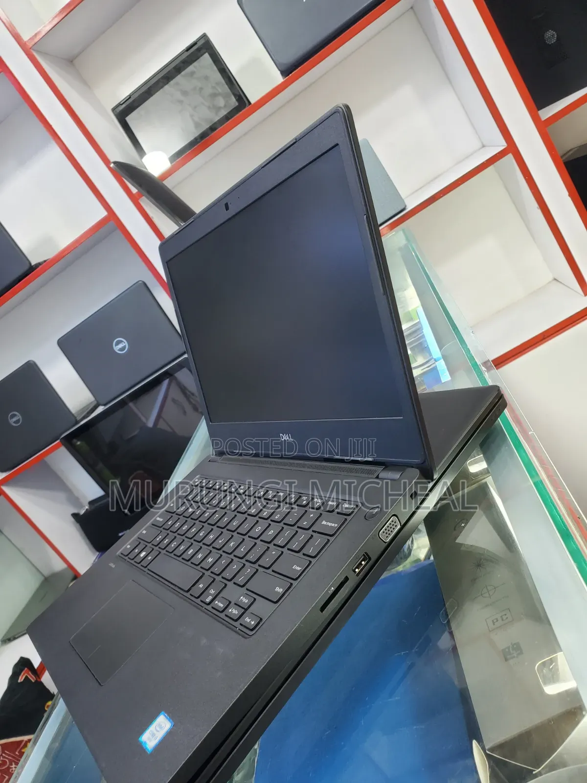 Laptop Dell Latitude 14 3470 4GB Intel Core i3 HDD 500GB