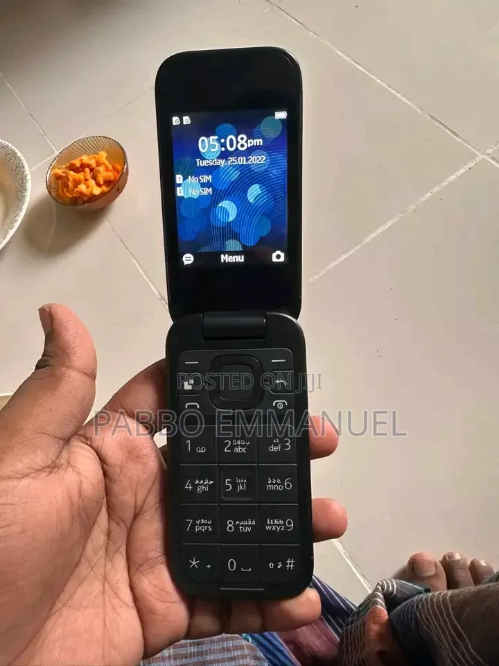 New Nokia 2660 Flip Black