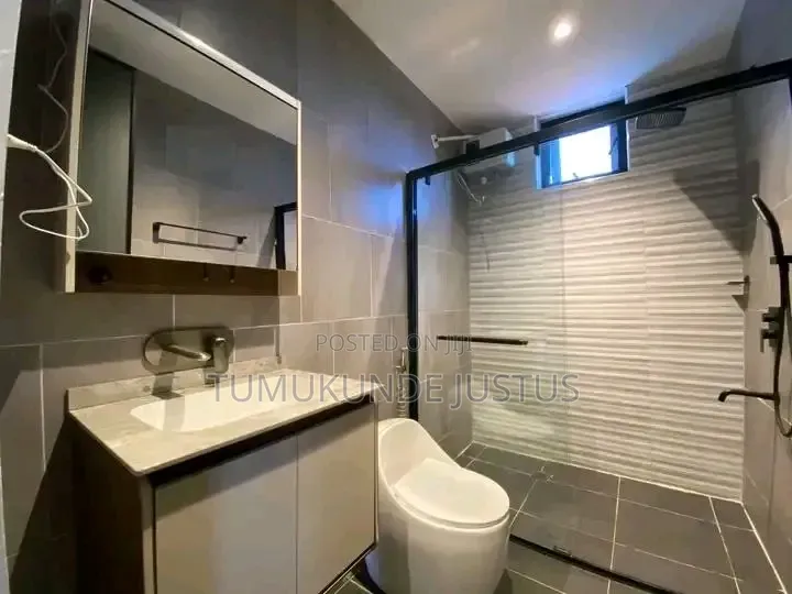 2bdrm House in Kisaasi, Central Division for rent