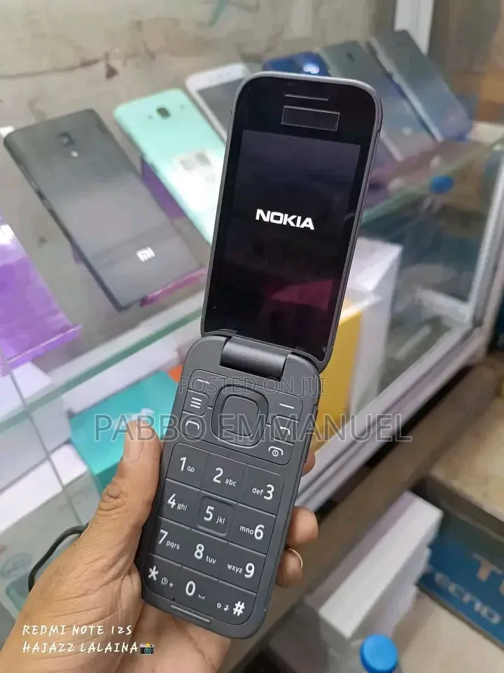 New Nokia 2660 Flip Black