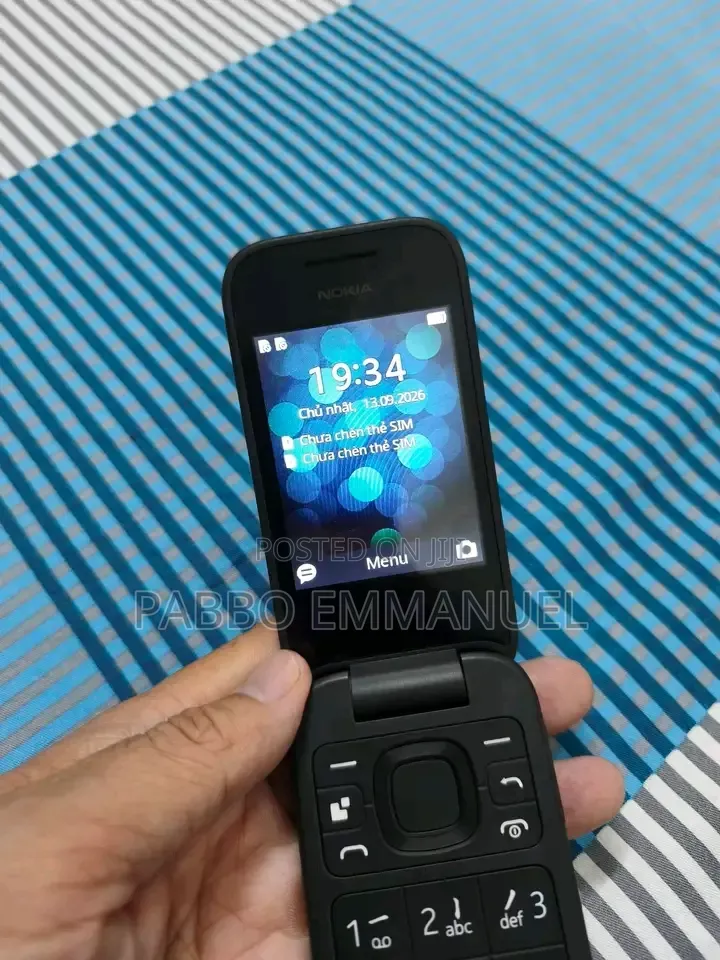 New Nokia 2660 Flip Black