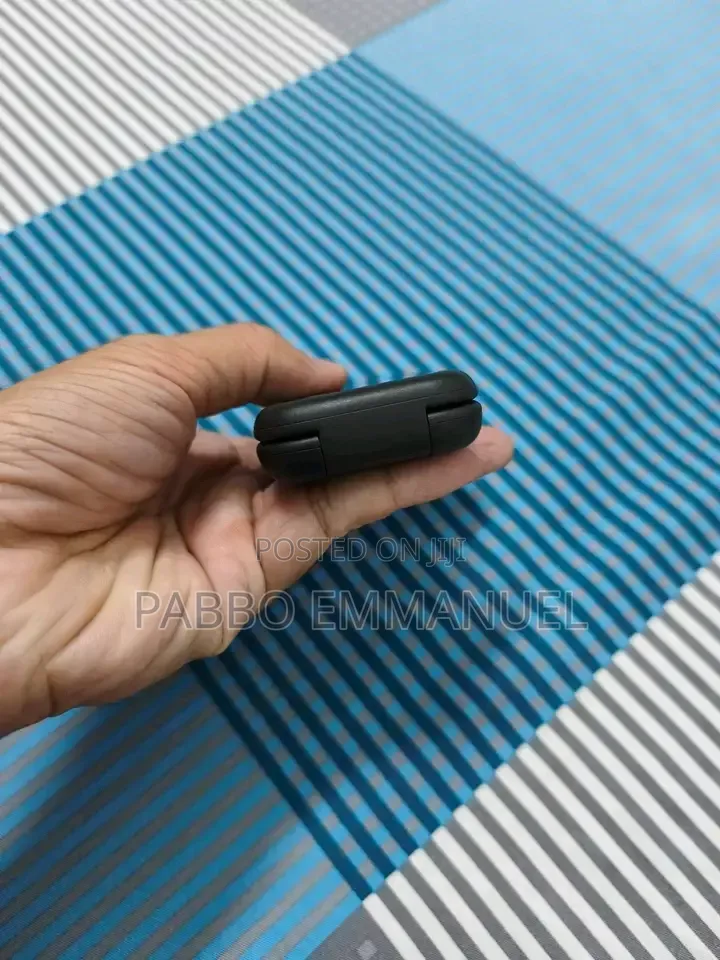 New Nokia 2660 Flip Black