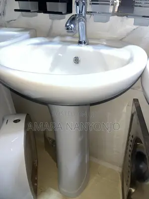 Sawa Toilet Seat and Sawa Hand Wash Basin