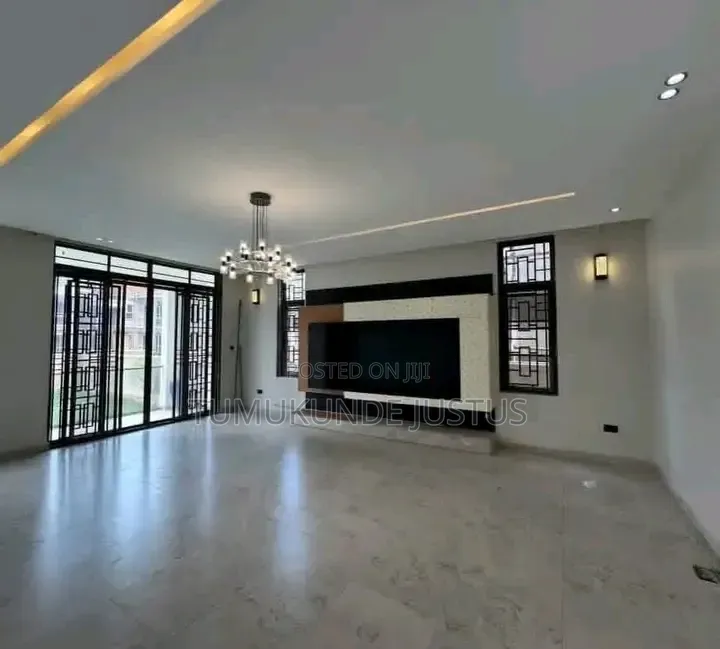 4bdrm House in Standalone Ntinda, Central Division for rent