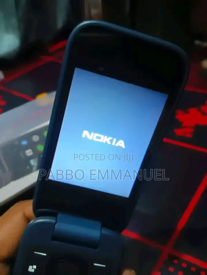 New Nokia 2660 Flip Blue