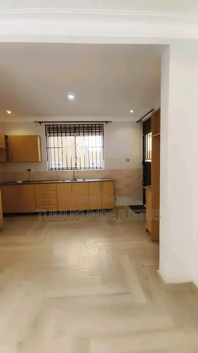 3bdrm House in Kisaasi Ntinda Road, Central Division for rent