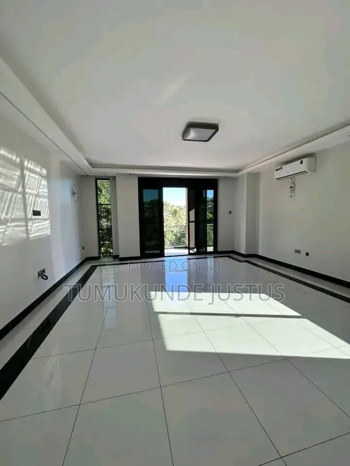 2bdrm House in Kisaasi, Central Division for rent