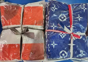 Blue Bedding Set Featuring a White Geometric Star and Flower