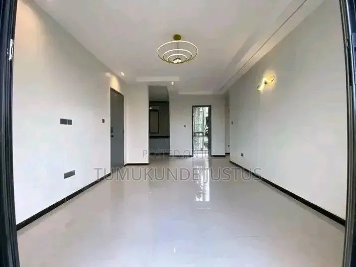 2bdrm House in Kisaasi Bukoto Road, Central Division for rent