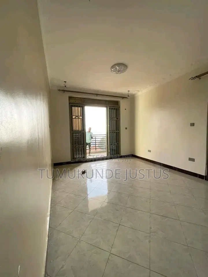 2bdrm House in Kisaasi, Central Division for rent